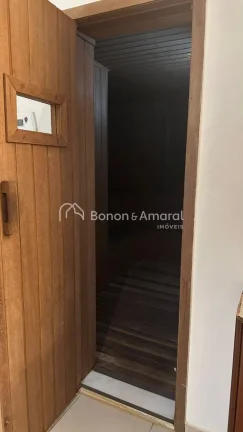 Imagem Apartamento com 119m², localizado em um dos bairros mais valorizados e desejados de Campinas. Conta...