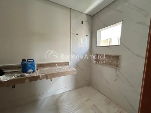 Imagem Casa à venda no Condomínio Portal do Jequitibá em Valinhos.

Sobrado com 3 suítes, sendo 1 suít...