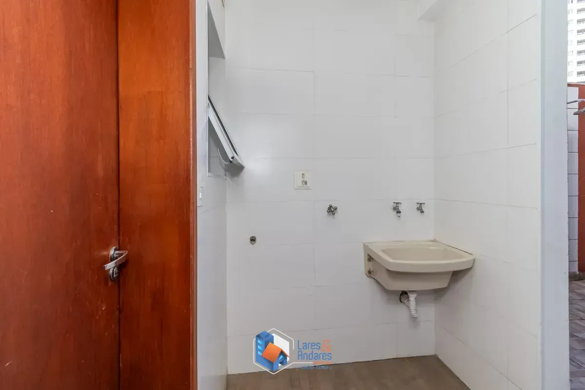 Imagem Sobrado para venda em Jardim Umuarama com 3 quartos, sendo 1 suíte, 180m²