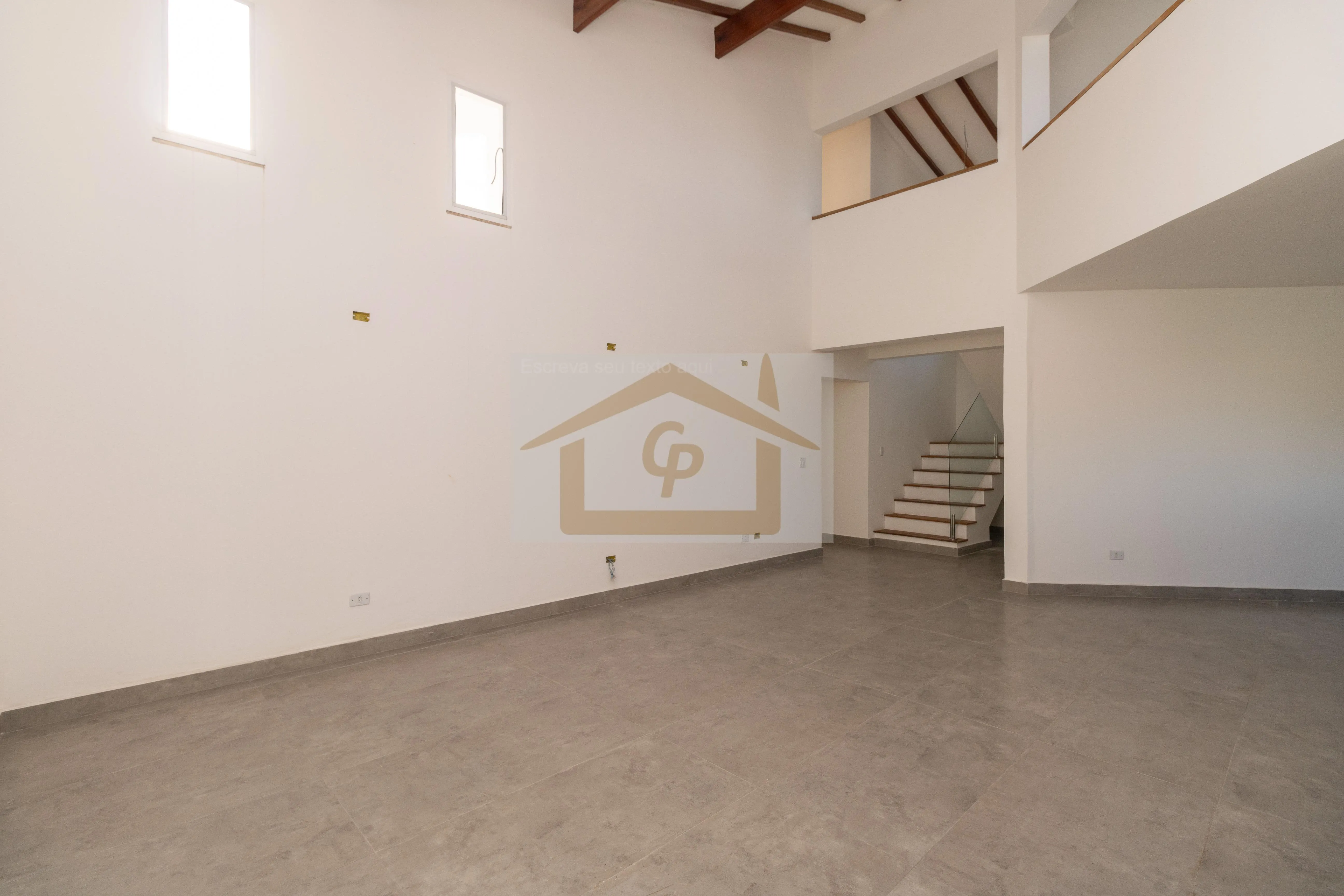 Imagem terreno 1000 metros, Casa com 2 suítes no andar térreo + um suíte no superior *varanda