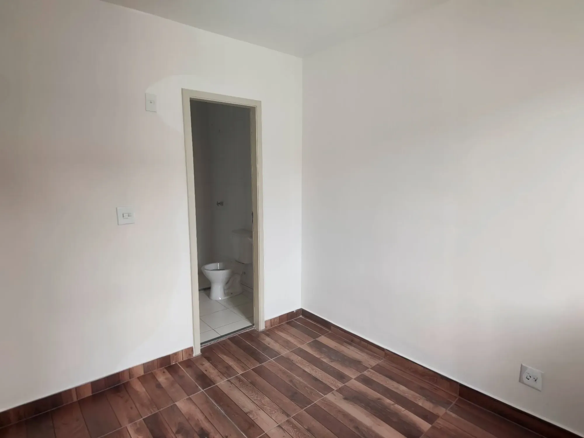Imagem Casa de Condomínio com 2 Quartos para Alugar, 57,33 m² em Jardim Colônia - Jacareí