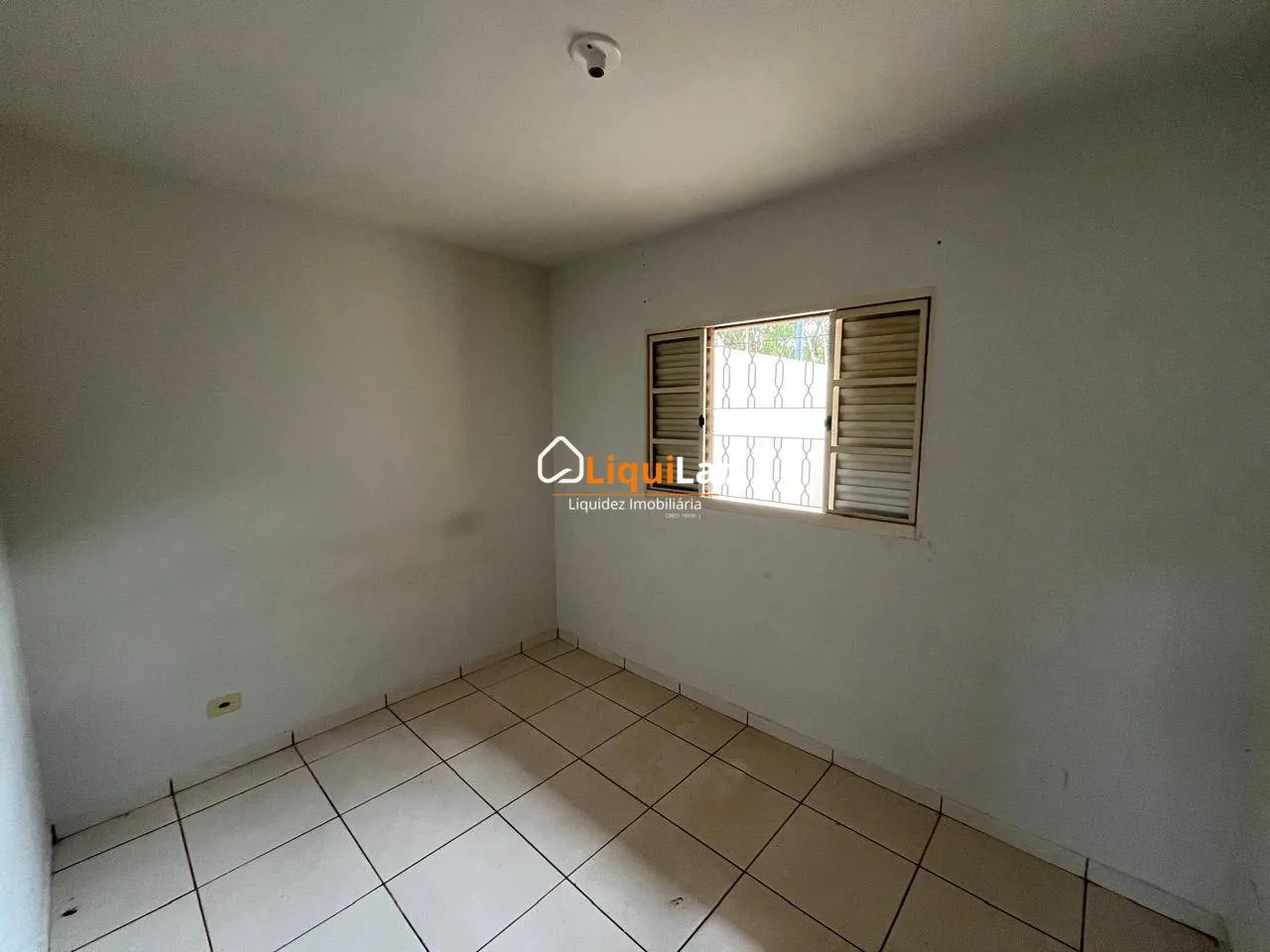 Imagem Casa no Jardim Panorama | 2 Quartos, Asfalto e Excelente Localização