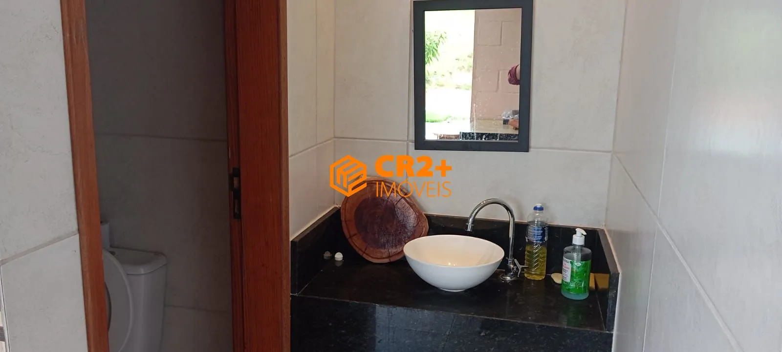 Imagem Vendo casa 200m2 03 quartos 01 suíte 01 vaga de garagem