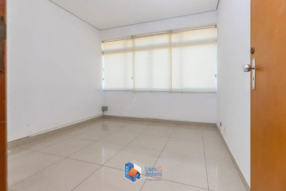 Imagem Conjunto comercial para venda em Centro, 353m²