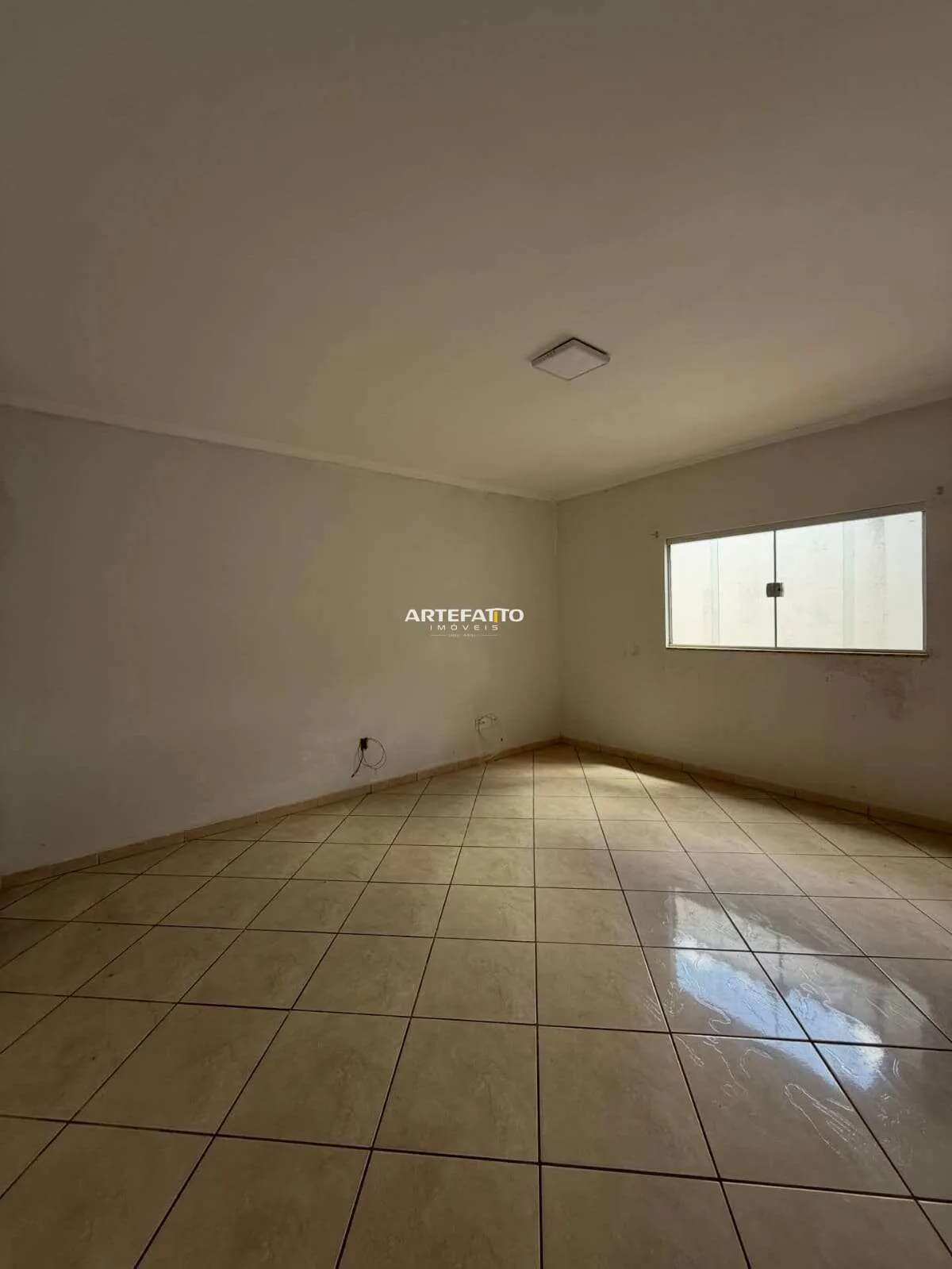 Foto do imóvel OPORTUNIDADE DE CASA NO RESIDENCIAL CHICO NECA EM TERRENO INTEIRO