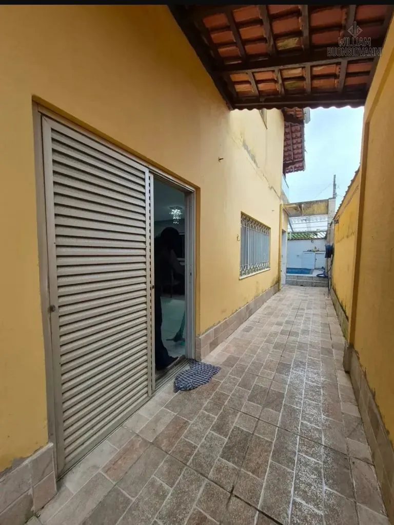 Imagem Casa 4 dormitórios sendo 1 suíte no bairro FLORIDA