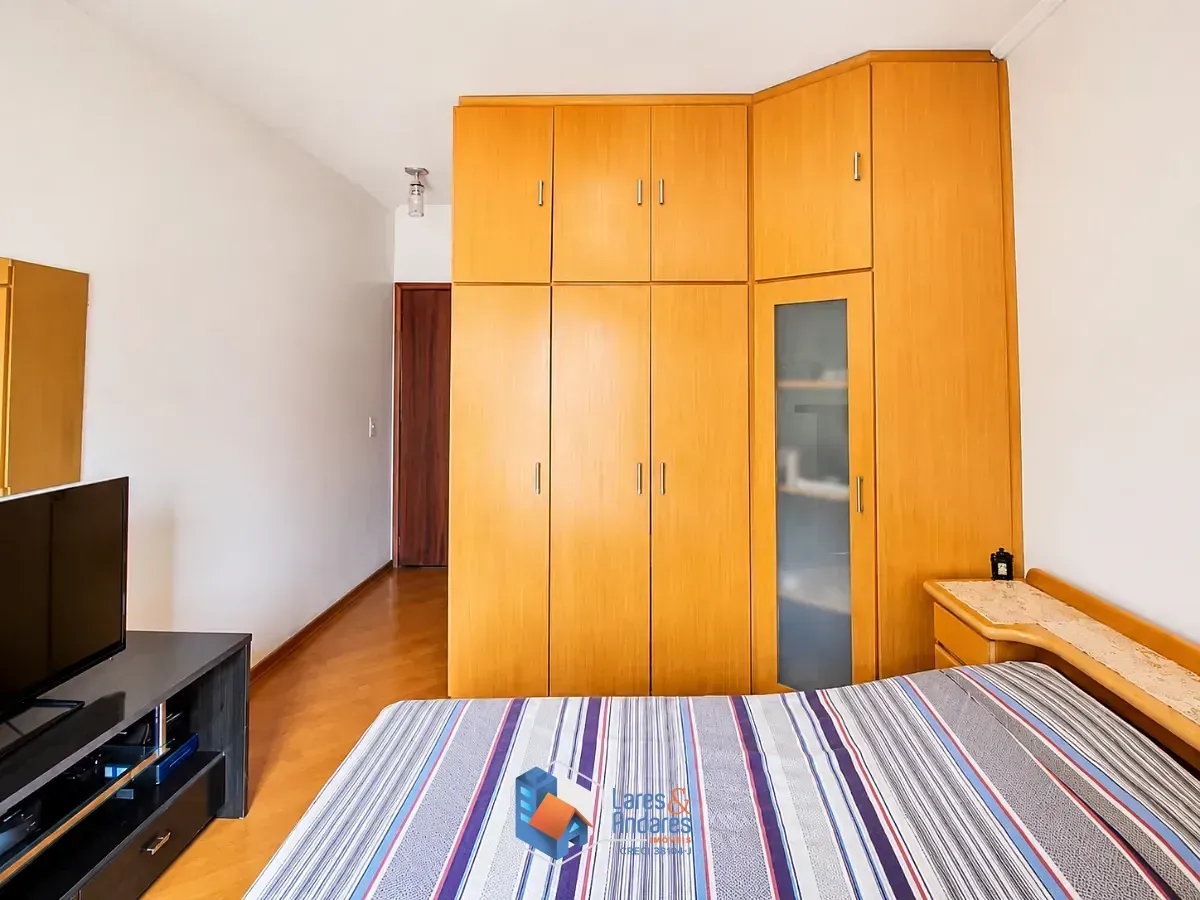 Imagem Sobrado para venda em Jardim São José (Zona Norte) com 3 quartos, sendo 1 suíte, 110m²