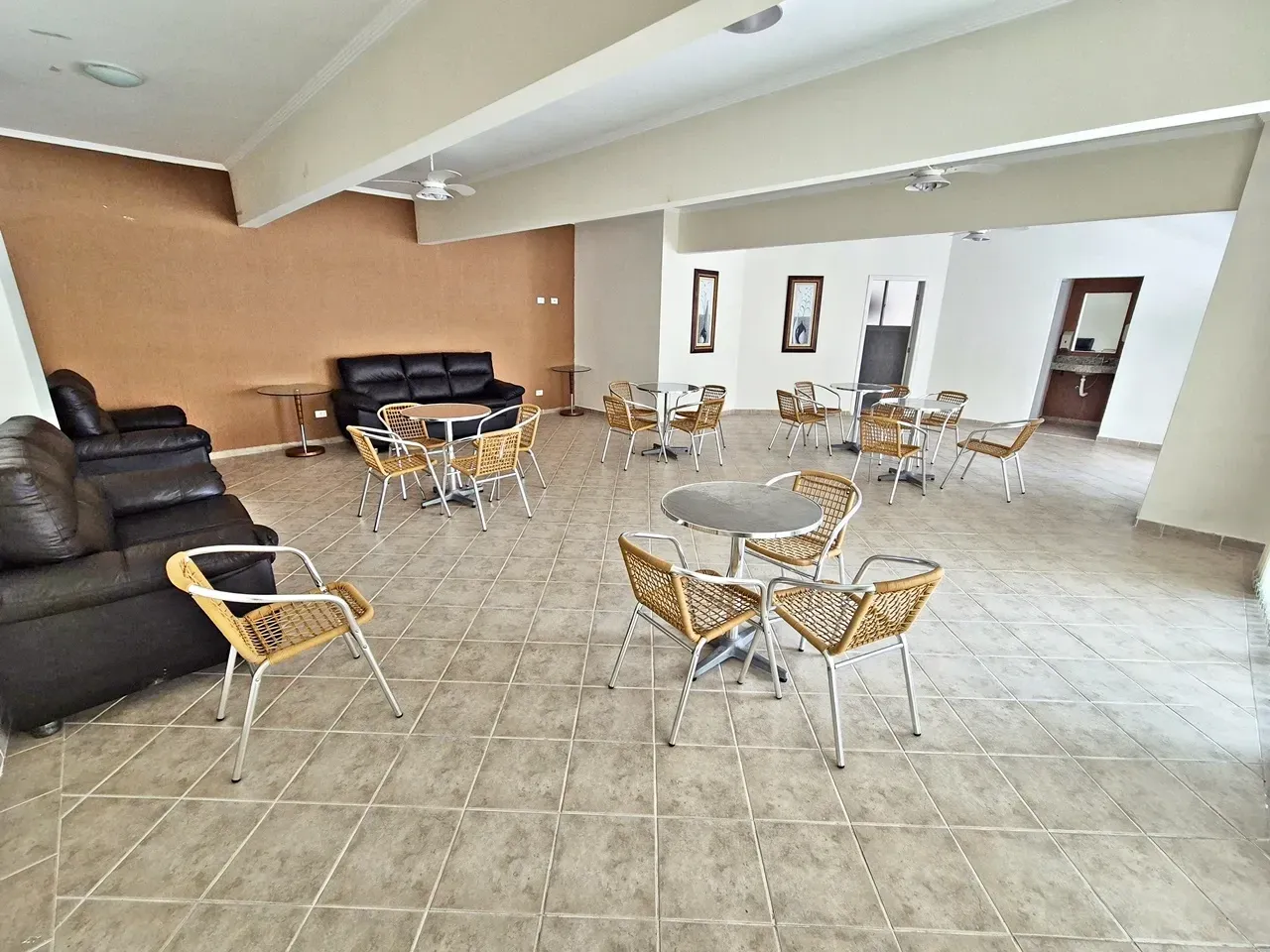 Imagem Apartamento com 2 Quartos à Venda, 80 m² em Mirim - Praia Grande