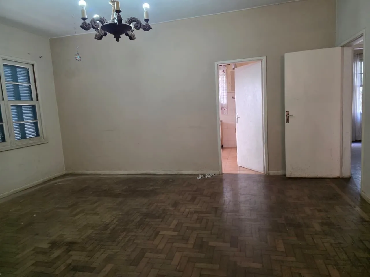 Imagem CASA/TERRENO NA DOM PEDRO II HIGIENÓPOLIS EM PORTO ALEGRE