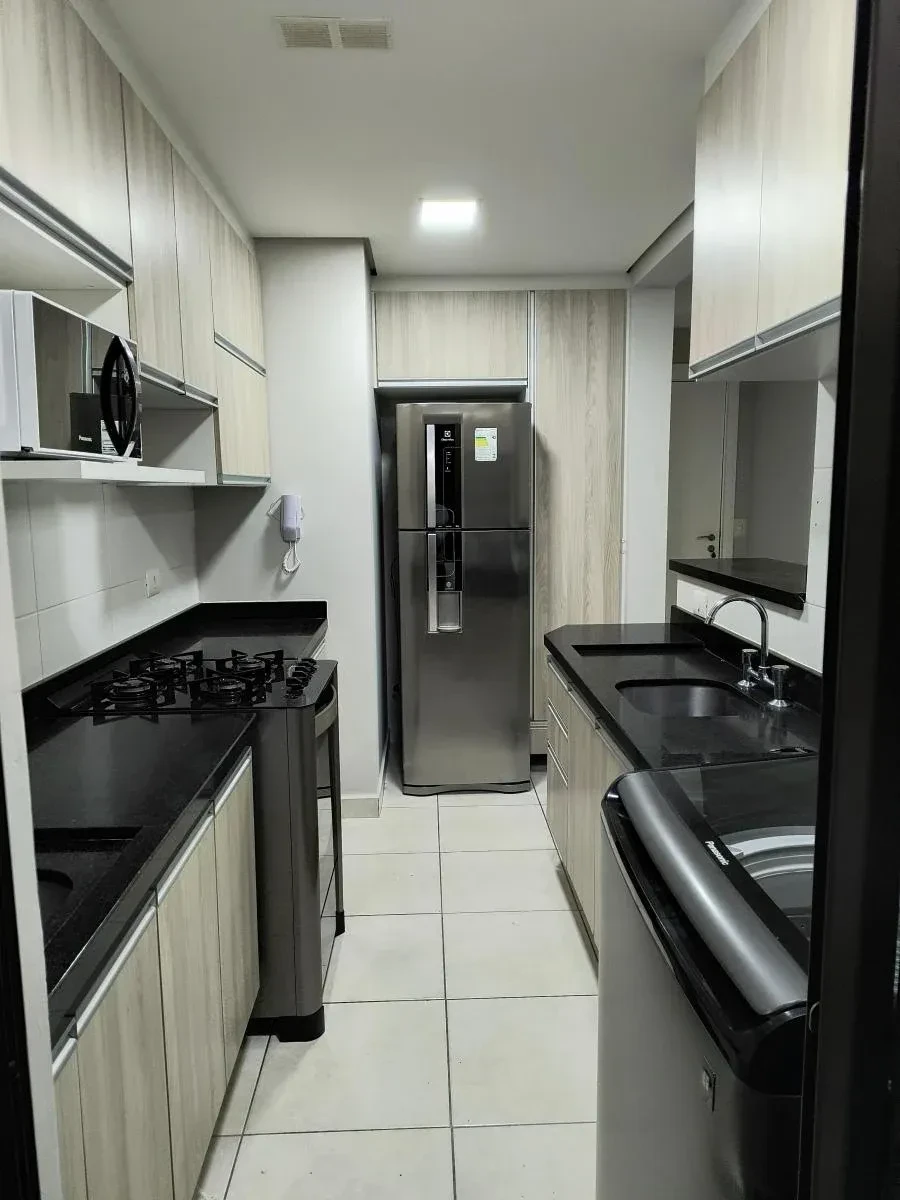 Imagem Apartamento com 2 Quartos à Venda, 59 metros em Capão Raso - Curitiba