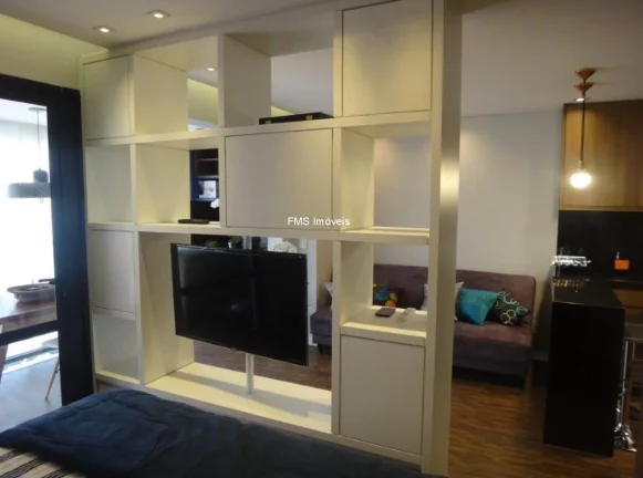 Imagem Apartamento à venda ou locação na Bela Vista: 1 quarto, 1 sala, 1 banheiro, 1 vaga de garagem e 42 m².