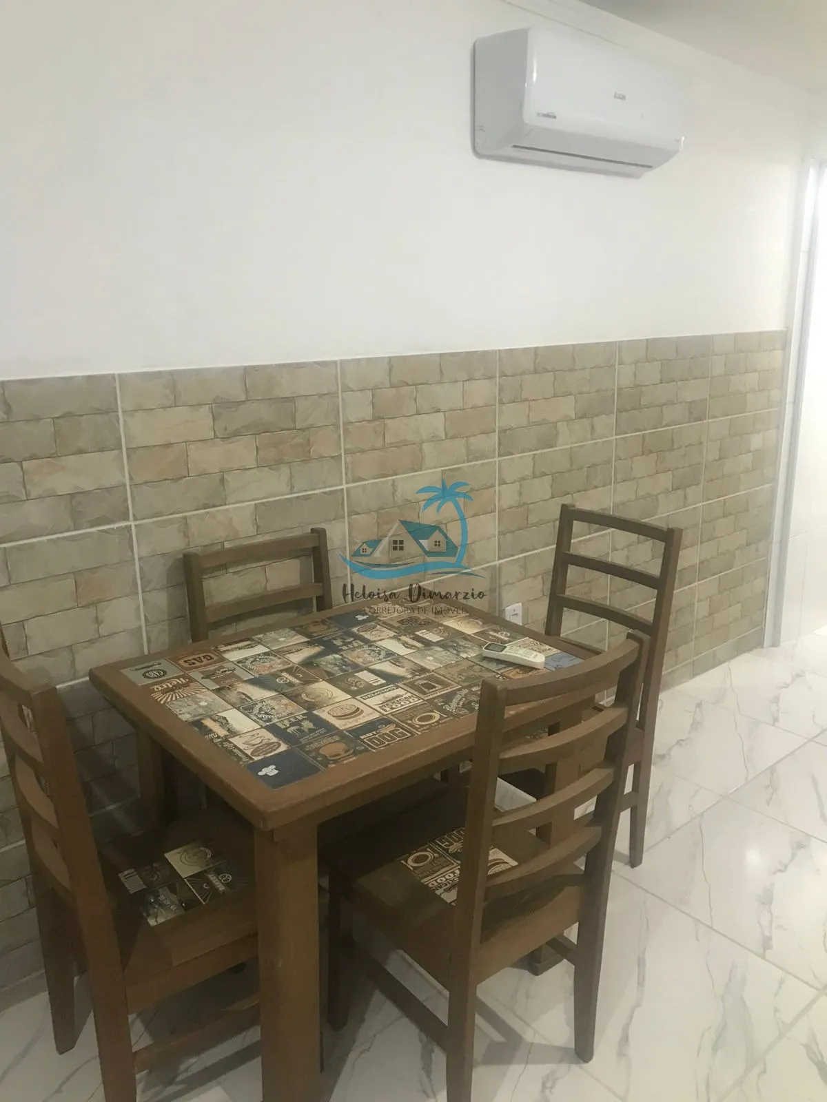 Imagem Ótima kitnet a apenas 100m da Praia das Toninhas