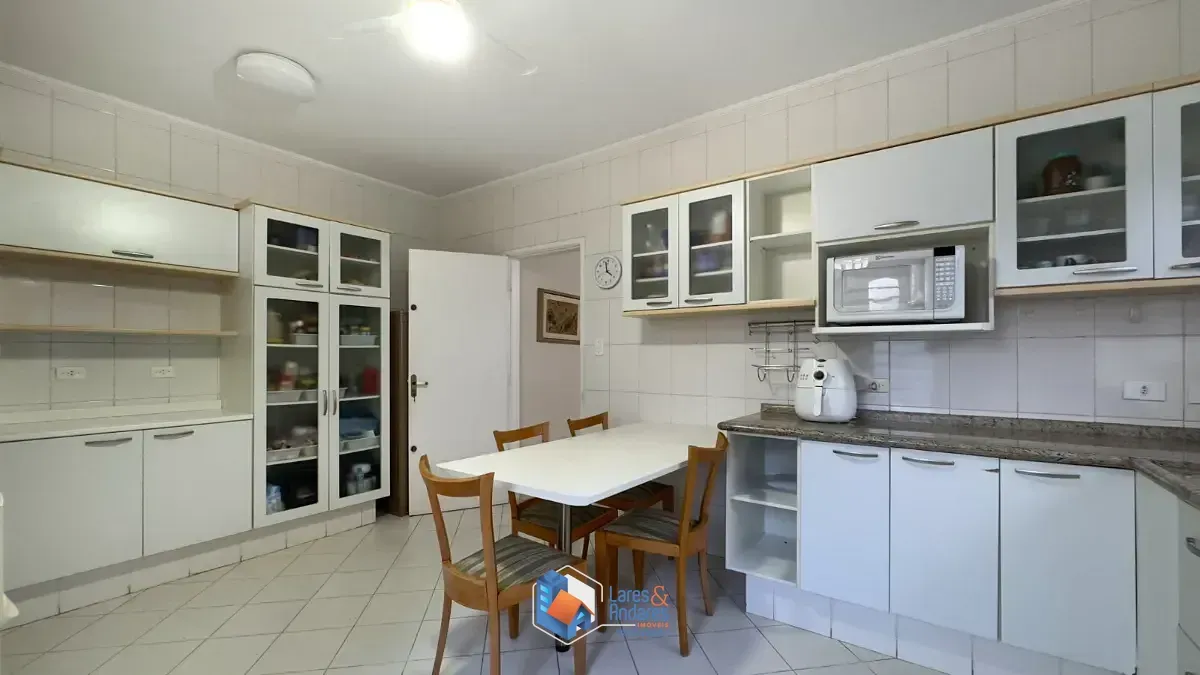 Imagem Casa para venda em Vila Madalena com 3 quartos, sendo 2 suítes, 257m²