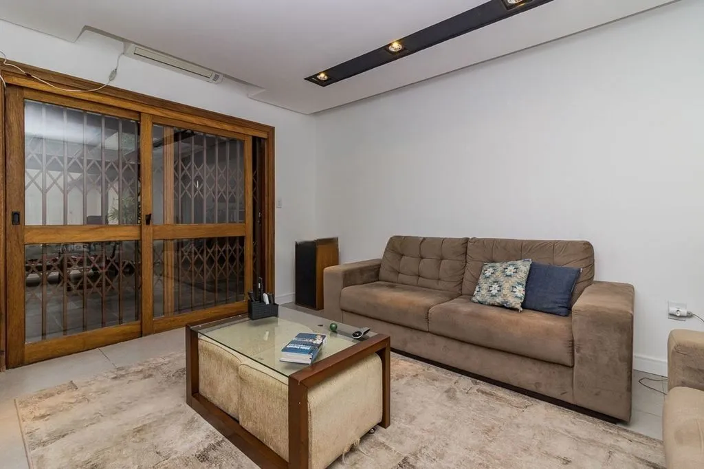 Imagem Casa em Chácara das Pedras
