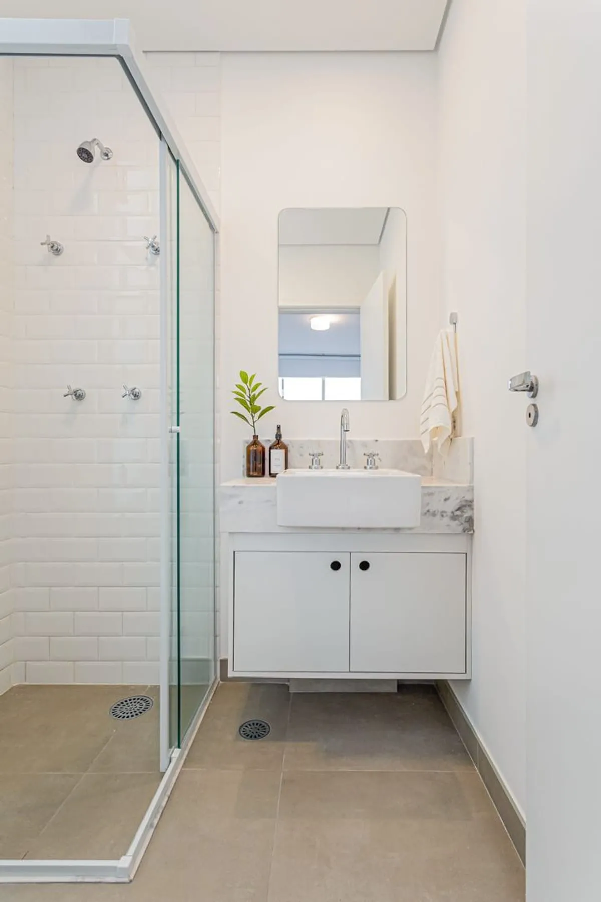 Imagem Apartamento com 1 Quarto para alugar, 45m² - Vila Madalena