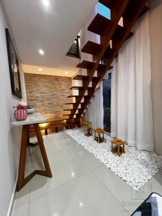 Imagem Casa Alto Padrão 3 Dorms, Sendo 1 Suíte à Venda, P/ R$1790.000,00