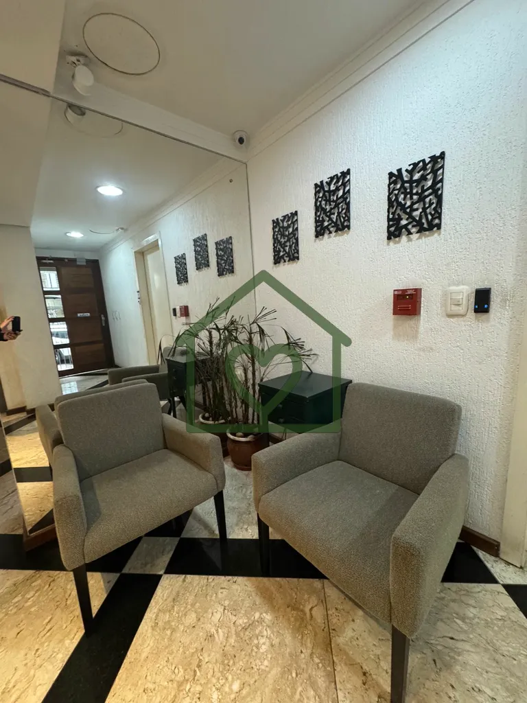Imagem Excelente apartamento duplex, localizado em região valorizada do bairro Petrópolis, próximo a div...
