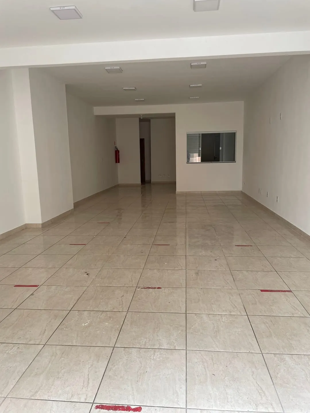 Foto do imóvel Comercial para Locação 82.33M², Centro, Pindamonhangaba - SP