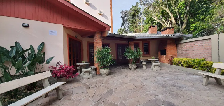 Imagem Apartamento com 1 Quarto à Venda, 61 m² em Teresópolis - Porto Alegre