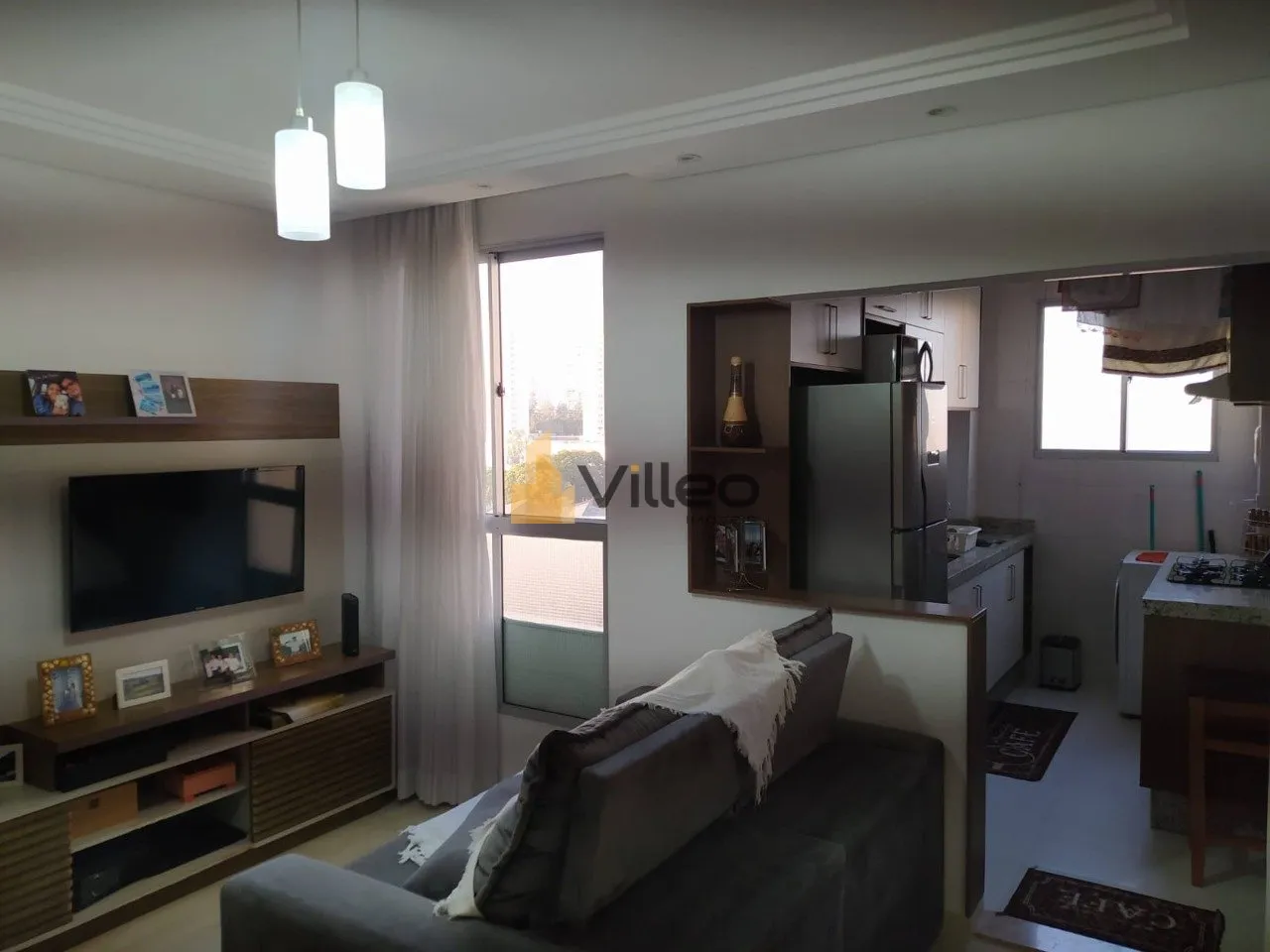 Imagem Descubra um novo padrão de viver no coração do Jardim São Carlos. Este refinado apartamento à v...