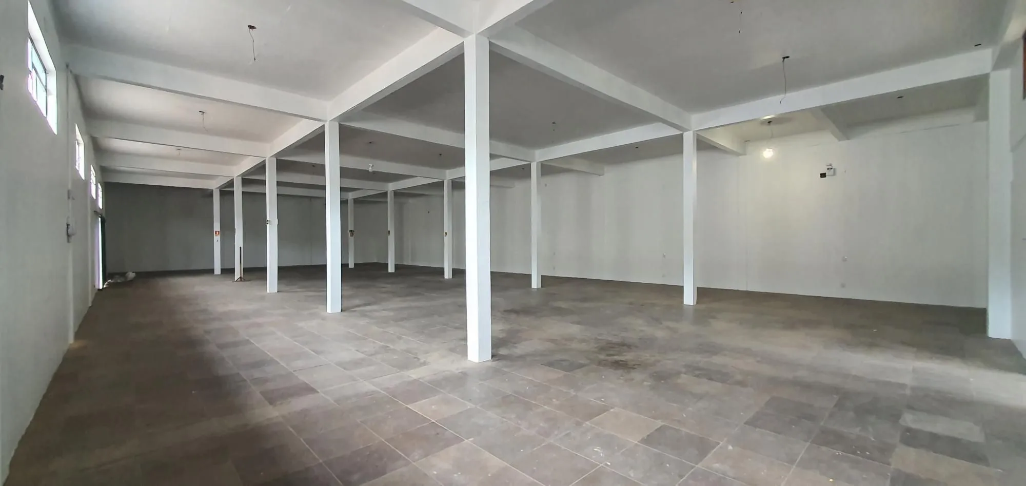 Imagem Pavilhão para Locação - Rua Moura Azevedo