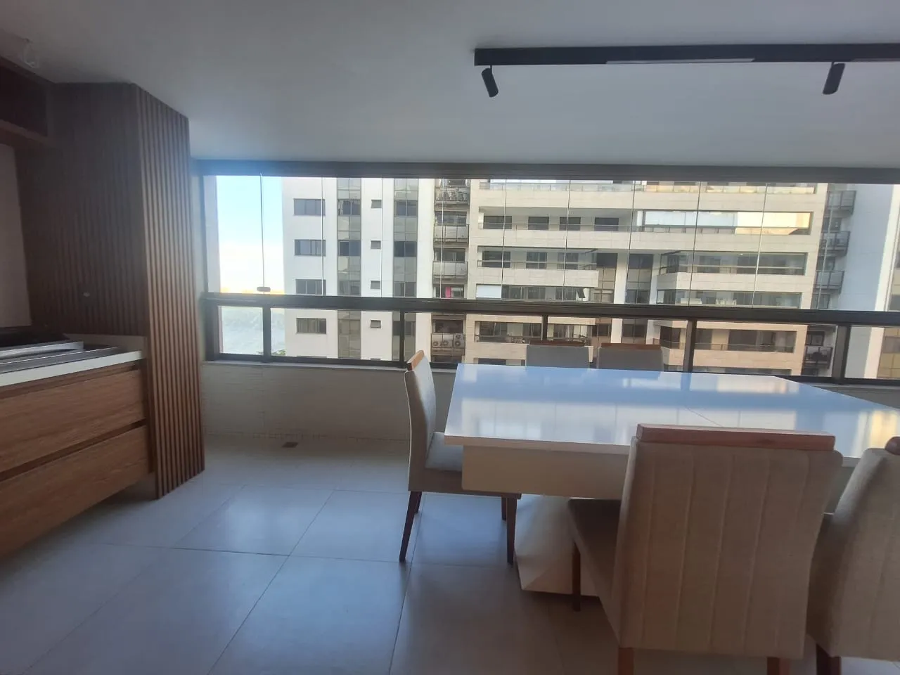 Imagem Apartamento para Venda em Rio de Janeiro, Barra da Tijuca, 4 dormitórios, 2 banheiros, 2 vagas
