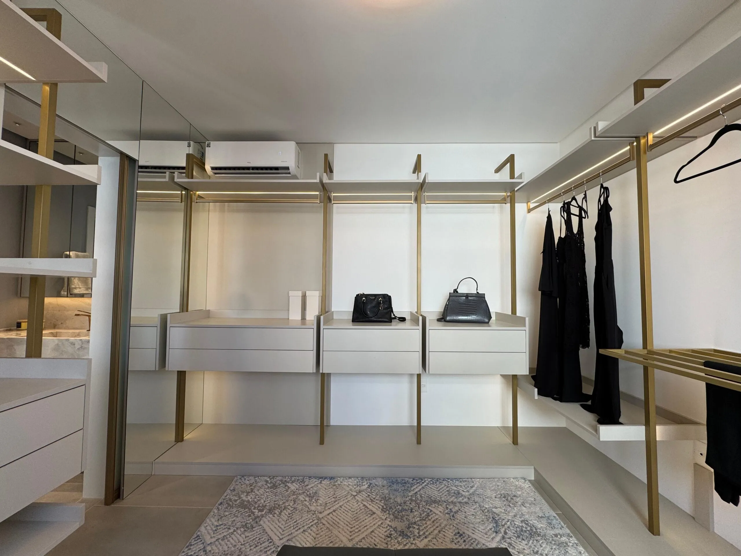Imagem Apartamento à venda com 137m2 por R$ 3.180.000,00