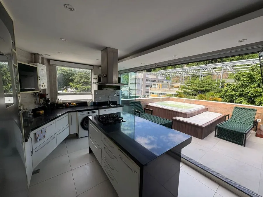 Imagem Cobertura duplex no Edifício Joá, 130 m² e 2 suítes