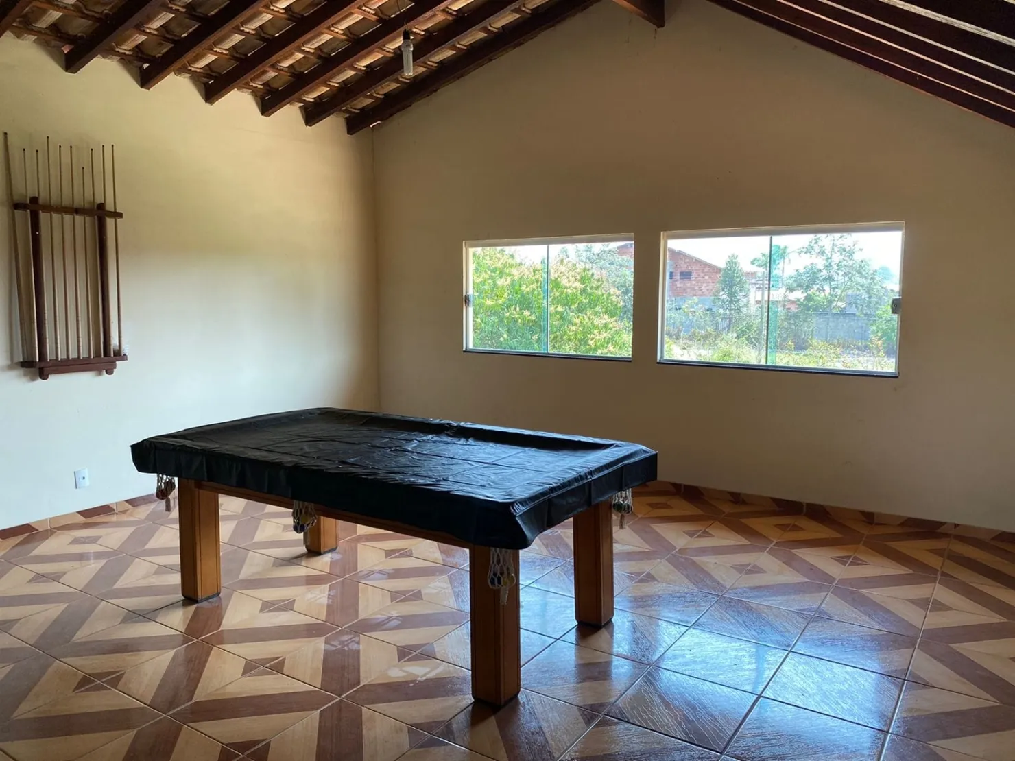 Imagem Chácara à venda 3 Quartos, 2 Suites, 11 Vagas, 2000M², Mandú, Pindamonhangaba - SP