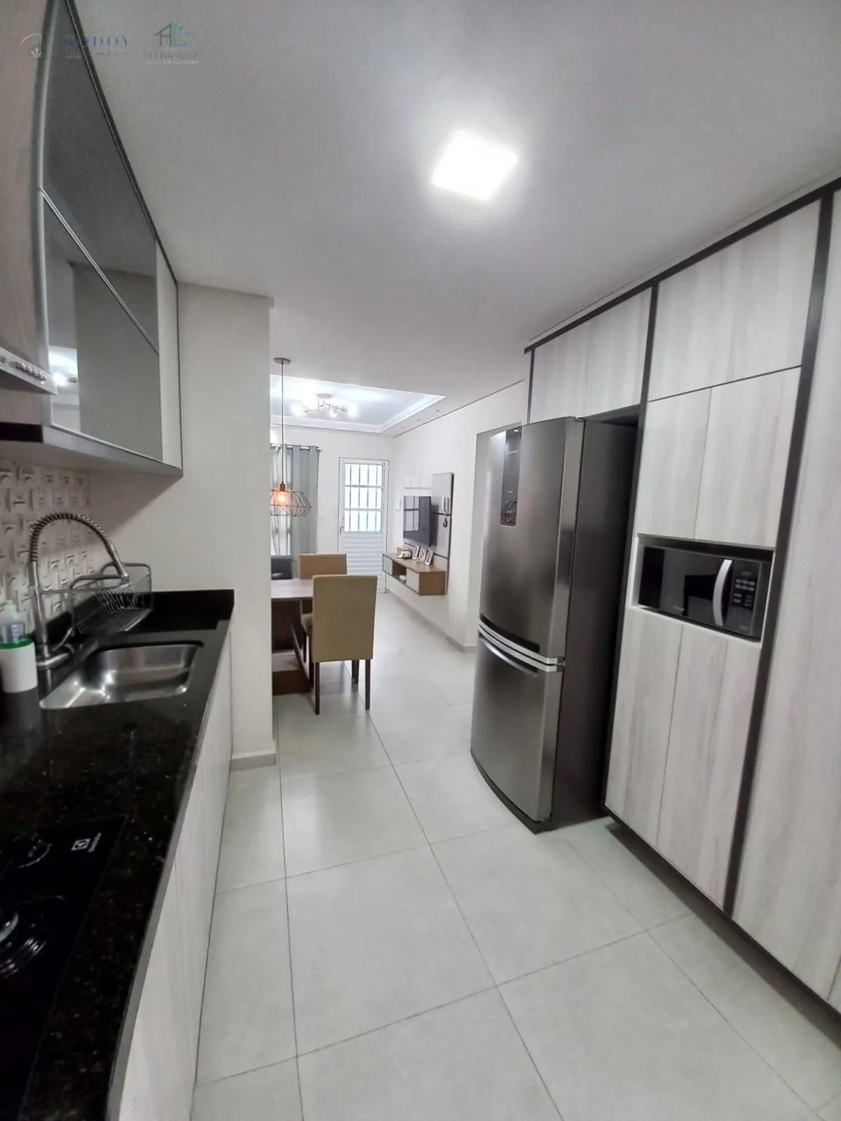 Imagem Casa Aconchegante em Condomínio Fechado com Área de Lazer