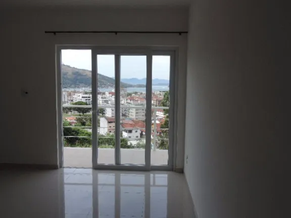 Imagem Casa com 3 Quartos para Alugar, 300 m² em Parque das Palmeiras - Angra dos Reis