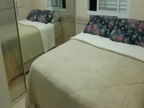 Imagem VENDA DE APARTAMENTO TOTALMENTE MOBILIADO NO EDIFÍCIO VALÊNCIA, EM ARUJÁ/SP, COM A/U DE 68M², com suíte, varanda panorâmica, sala ampla. CONSULTE-NOS.