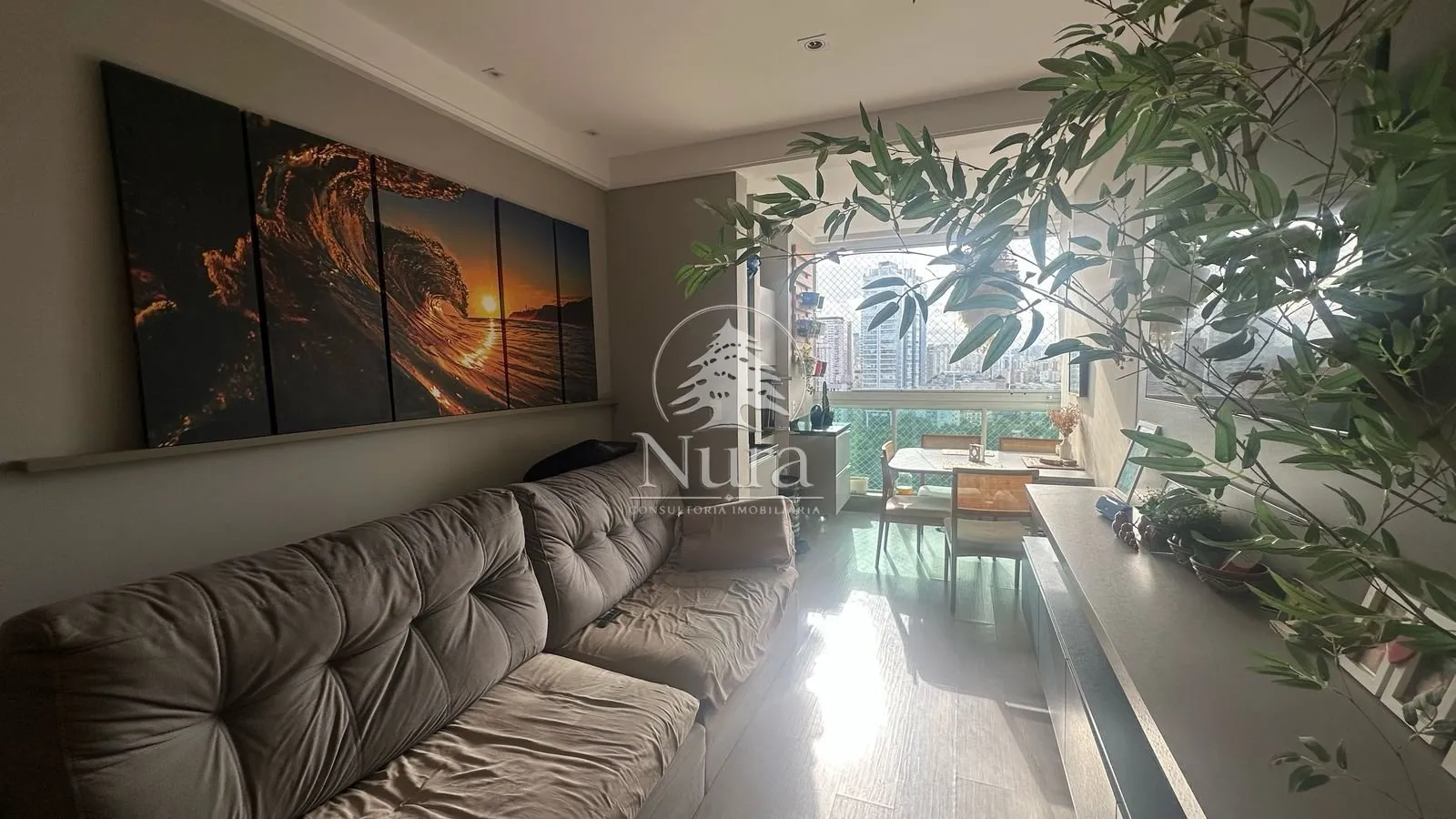 Imagem Apartamento de 2 quartos, 80m² no bairro Ponta da Praia, em Santos