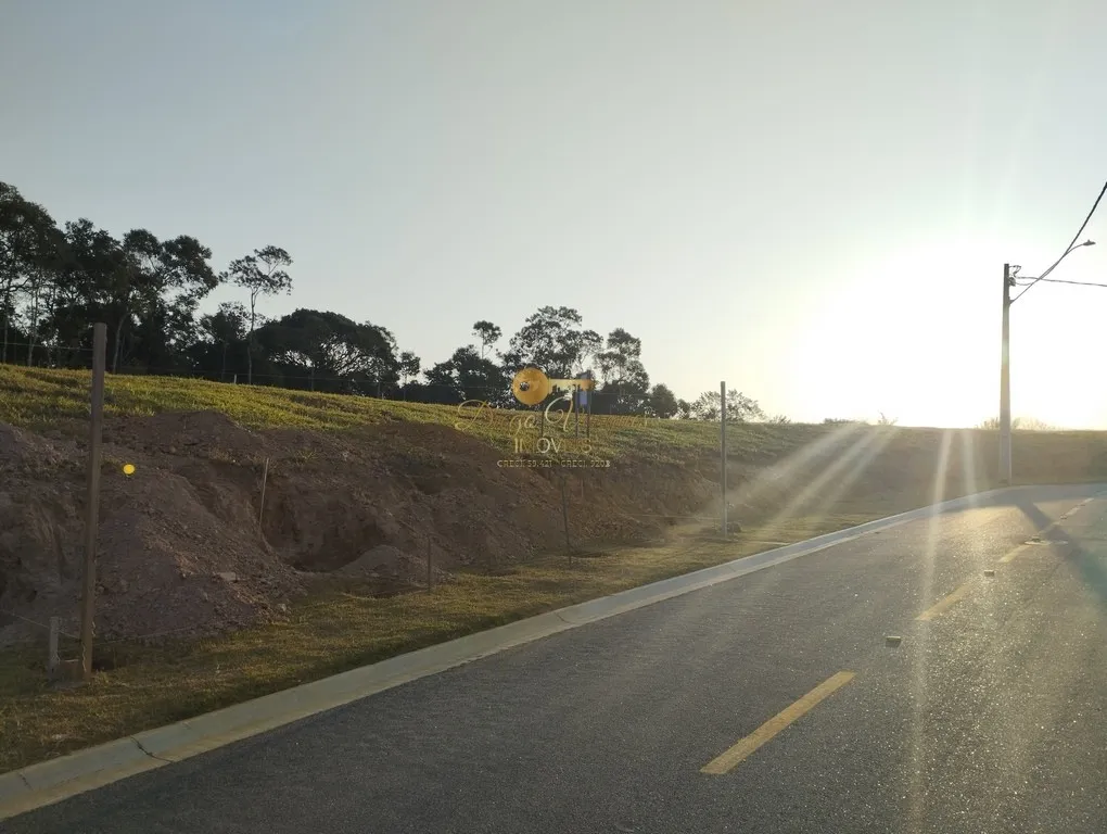 Imagem Terreno em Condomínio para Venda em Teresópolis / RJ no bairro Ermitage