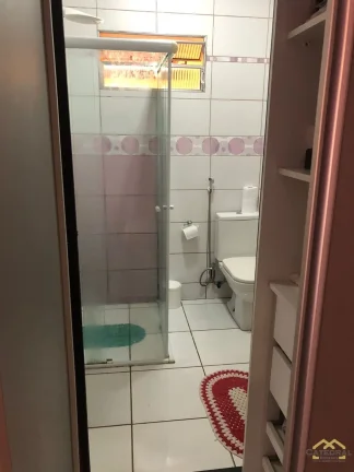 Imagem Casa 2 quartos (1 Suíte) 2 vagas cobertas Jardim Novo Mundo - Várzea Paulista/SP