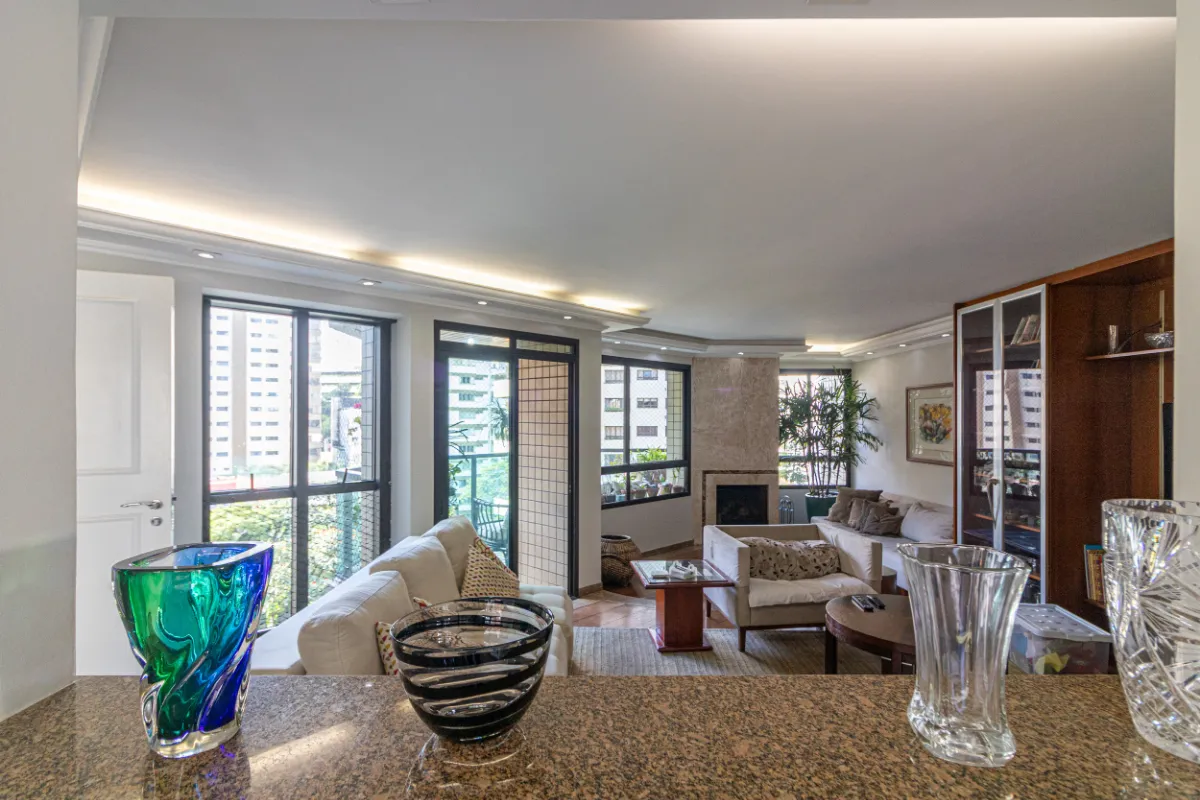 Imagem Apartamento para venda em Vila Andrade com 3 quartos, sendo 3 suítes, 184m2