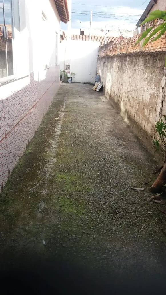 Imagem Casa à venda 2 Quartos, 2 Vagas, 250M², Engenheiro Neiva, Guaratinguetá - SP