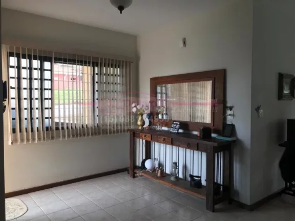 Imagem Chácara à venda dentro de condomínio