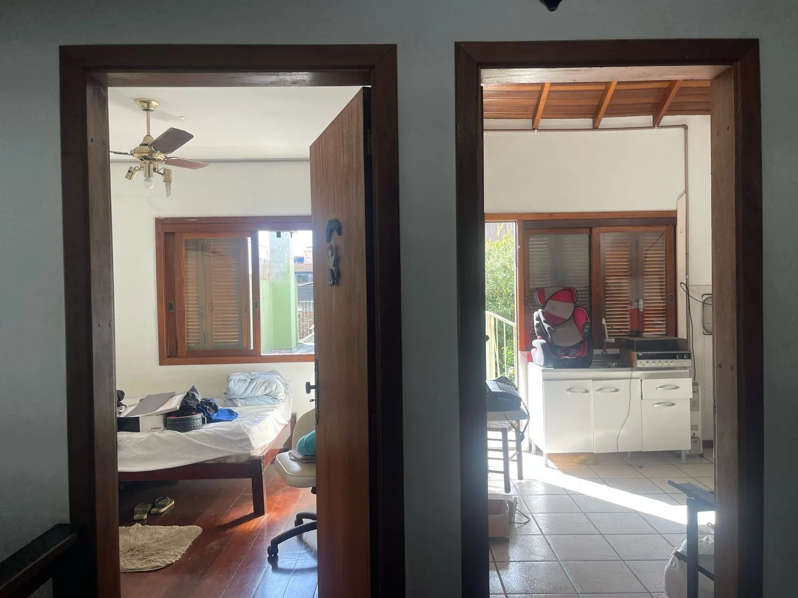 Imagem **Casa Residencial à Venda em Porto Alegre, Rio Grande do Sul**
