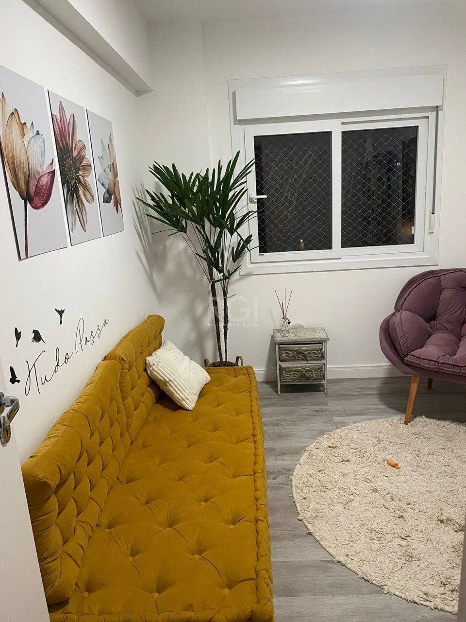 Imagem Apartamento para Venda - 60m², 2 dormitórios, sendo 1 suites, 1 vaga - Glória