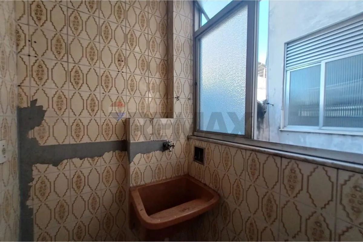 Imagem Apartamento 56m² em Engenho Novo - R$ 160.000 - Pronto para você reformar do seu jeito
