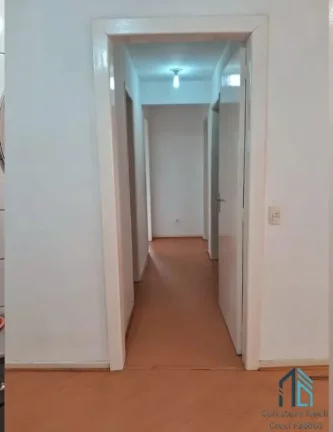 Imagem Apartamento, ensolarado e arejado, 03 quartos vaga livre no Portão em Curitiba PR