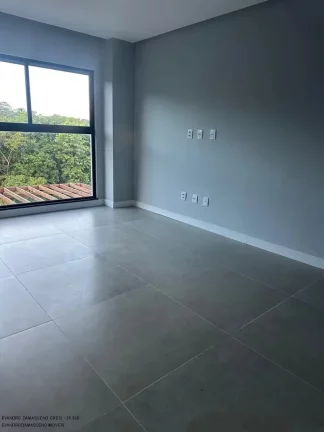 Imagem Imperdível oportunidade: Casa de luxo em condomínio Alphaville - Camaçari-BA, 4 quartos, 4 suítes, 2 salas, 2 banheiros, 4 vagas, 280m².