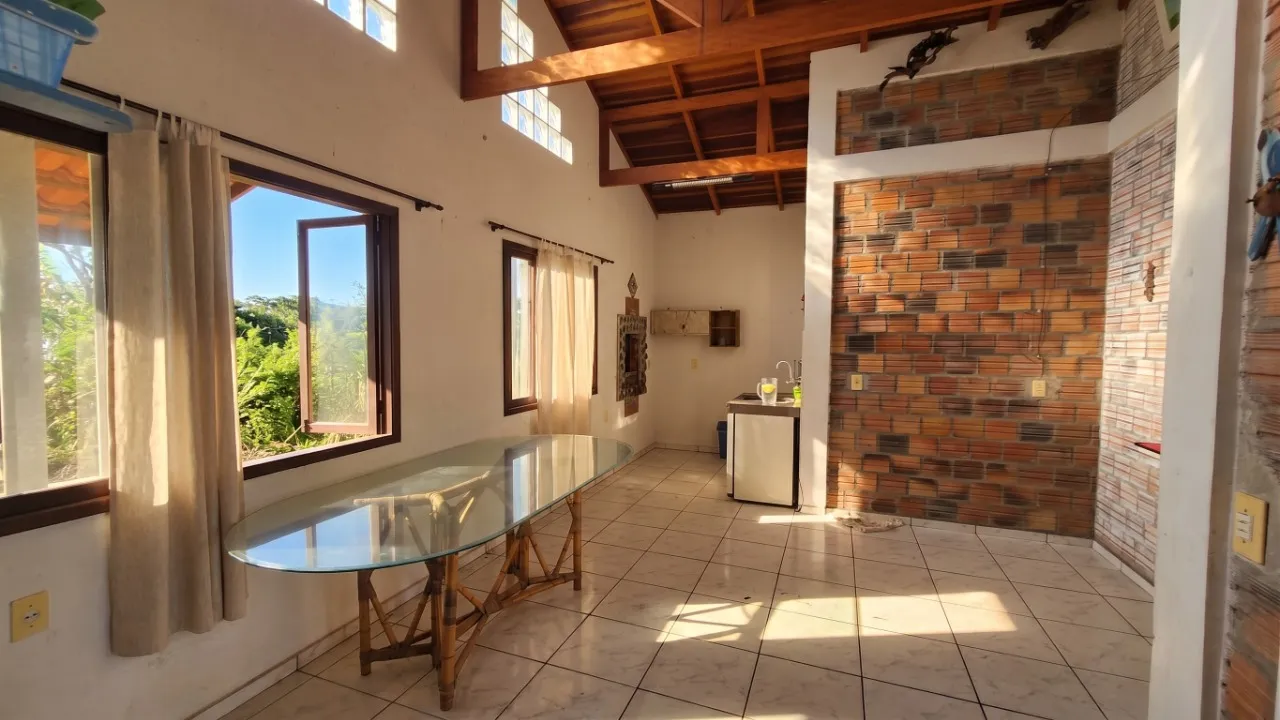 Imagem Exclusivo Mova!
Casa Beira Mar - Frente Baia da Babitonga e Avenida Beira Mar V (asfalto) terreno co...