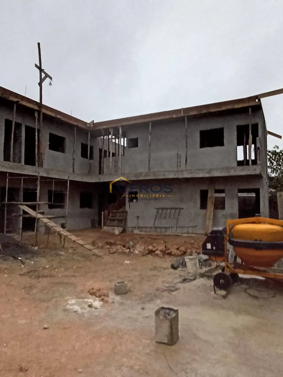 Foto do imóvel Kitnet a venda no Pontal Santamarina em Caraguatatuba perto do Hospital