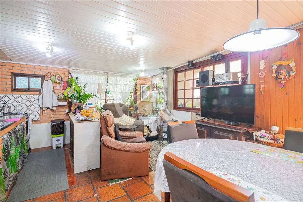 Imagem Sabe aquela casa clássica, com amplos ambientes, pronta para acolher sua família, ou sua empresa, ...