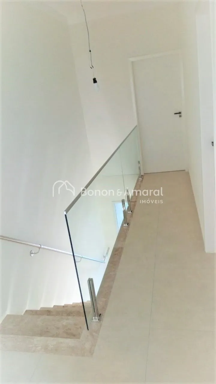 Imagem Casa à venda no Parque Jambeiro, 3 quartos, 1 suíte