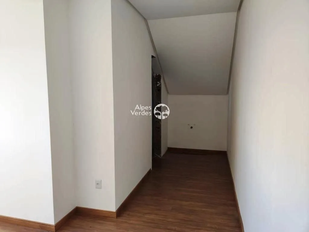 Imagem Apartamento em cobertura à venda por R$ 986.000 - Avenida Central - Gramado/RS