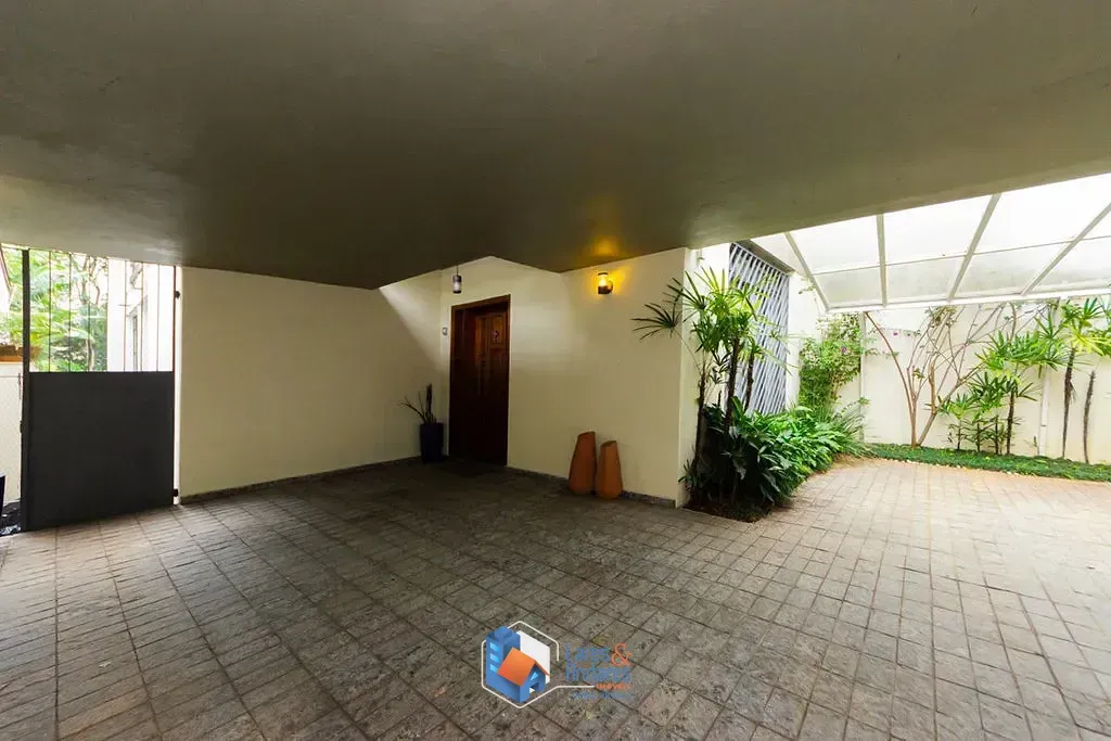 Imagem Casa à venda 4 Quartos 2 Suites 3 Vagas 303M² Alto da Boa Vista São Paulo - SP
