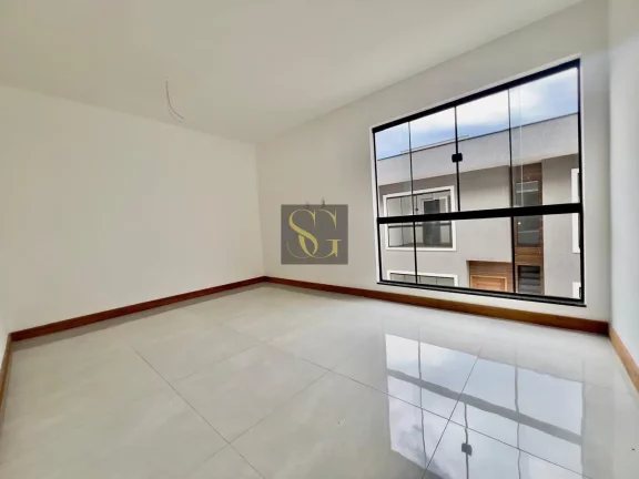 Imagem Casa para Venda em Teresópolis, Alto, 3 dormitórios, 2 suítes, 3 banheiros, 2 vagas